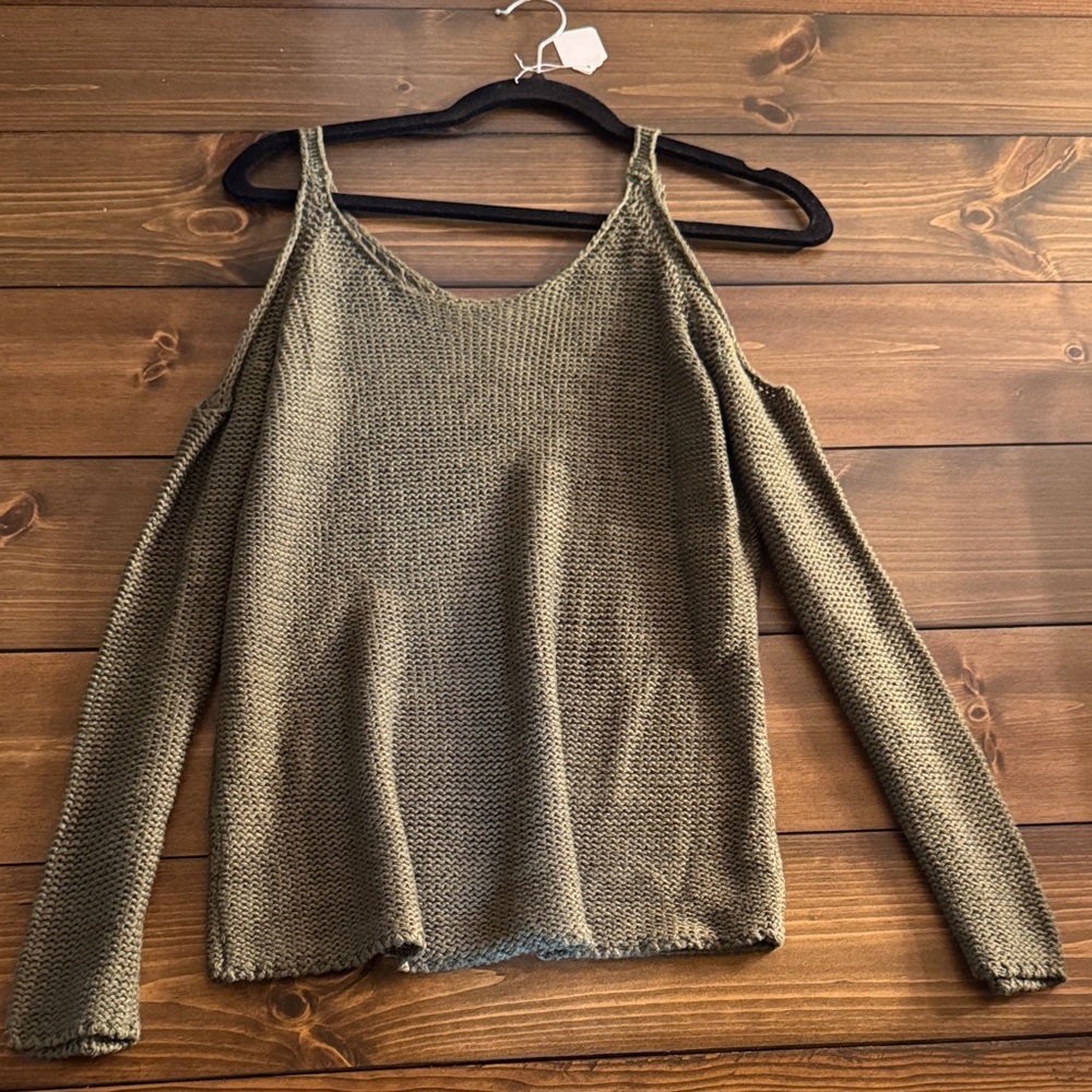 Alya Off-the-Shoulder Olive Sweater